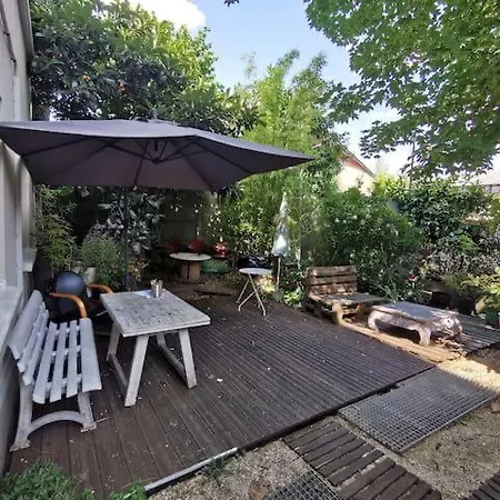 Avec Jardin Au Calme Apartment