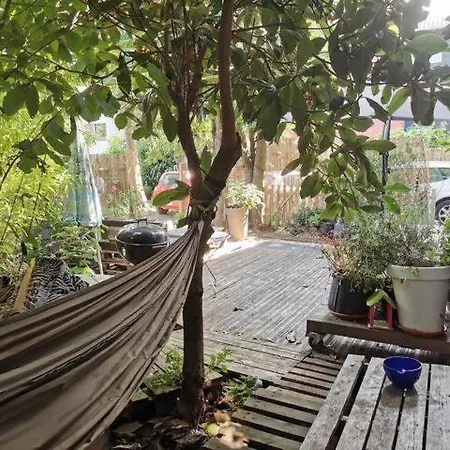 Apartment Avec Jardin Au Calme Montreuil (Seine-Saint-Denis)
